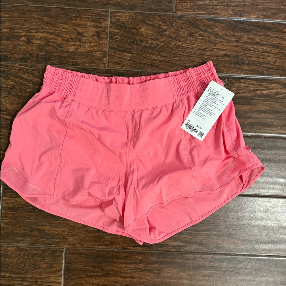 New, Women’s Lululemon, HR 4” inseam, size 16, Sakura Pink